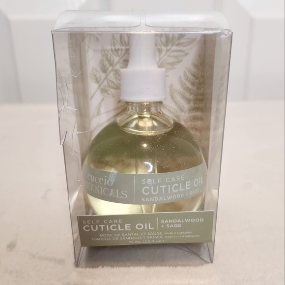 Cuccio Botanicals Cuticle Oil Sandalwood & Sage - Picture 2 of 7